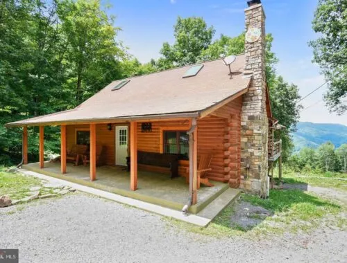 197 Hummingbird Ln HARMAN WV 26270